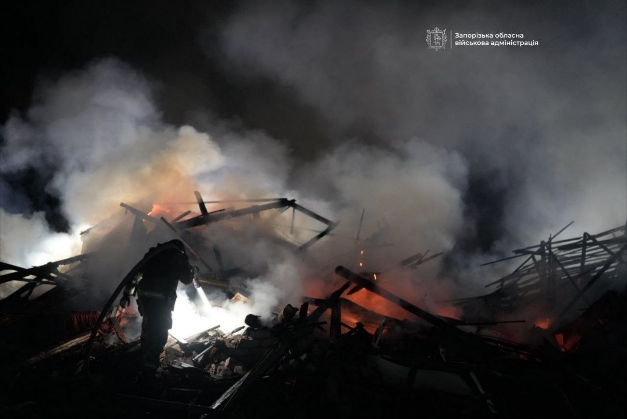 Russian drone strike destroys house in Zaporizhzhia, killing two